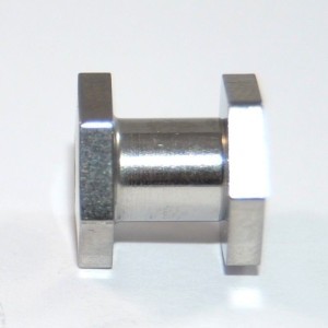 Hexagonal plug with thread